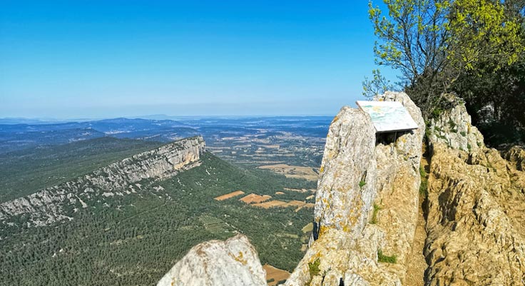 vue du pic saint loup Pyrénées orientales